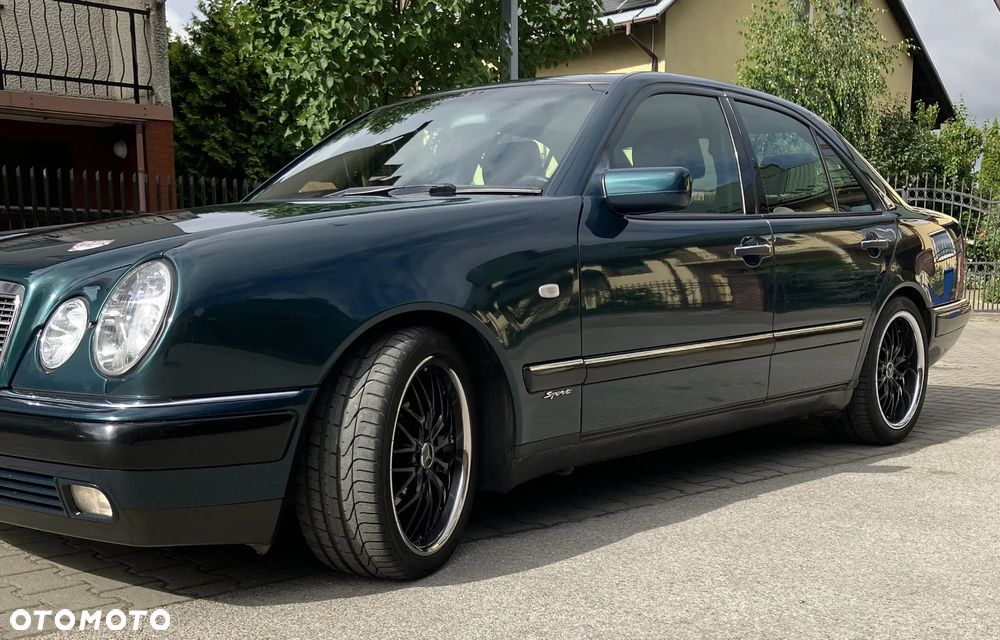 Mercedes-Benz Klasa E - 3
