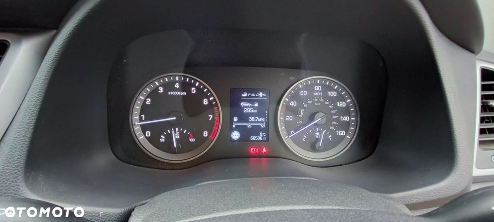 Hyundai Tucson 1.6 GDi 2WD Trend - 9