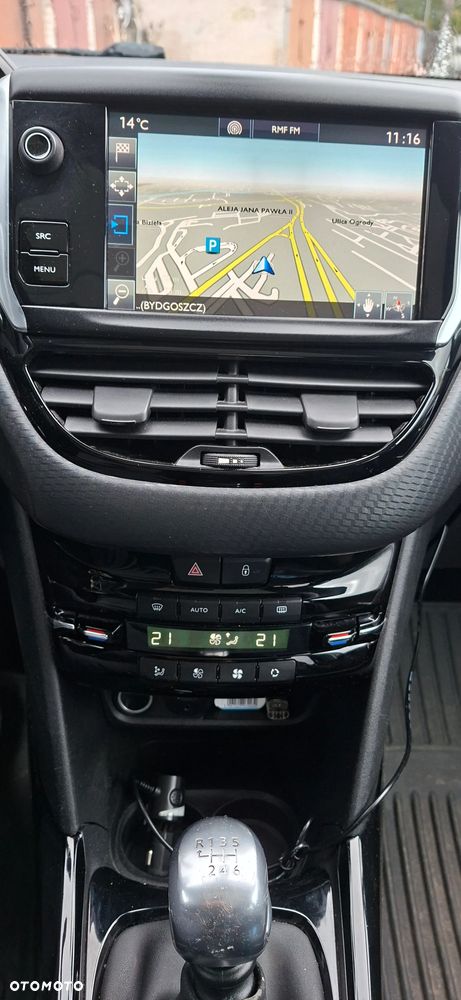 Peugeot 2008 1.6 BlueHDi Crossway S&S - 18