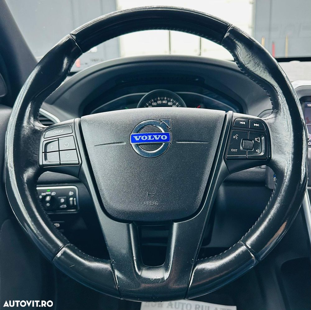 Volvo XC 60 D3 Geartronic Kinetic - 31