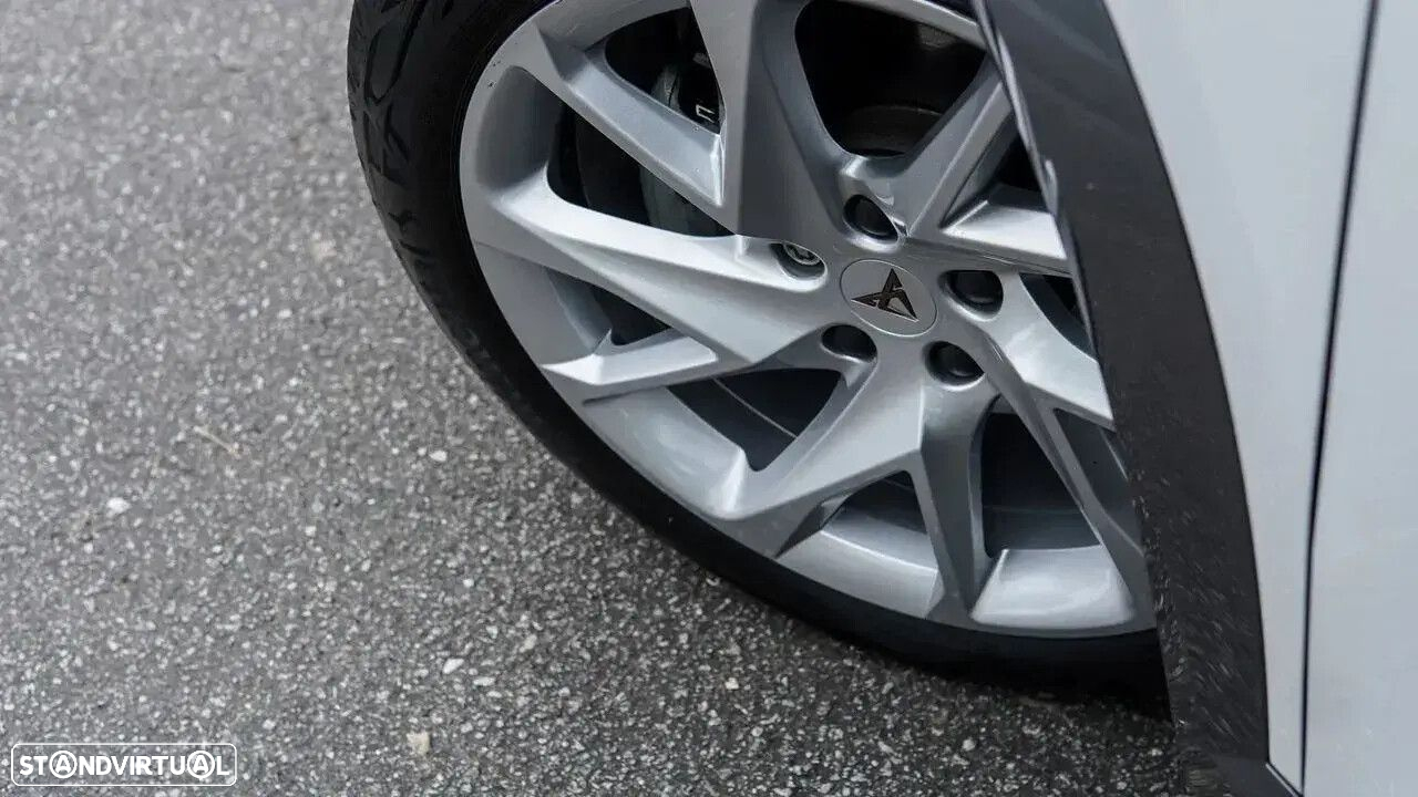 Cupra Formentor 1.4 e-Hybrid Plus DSG - 22
