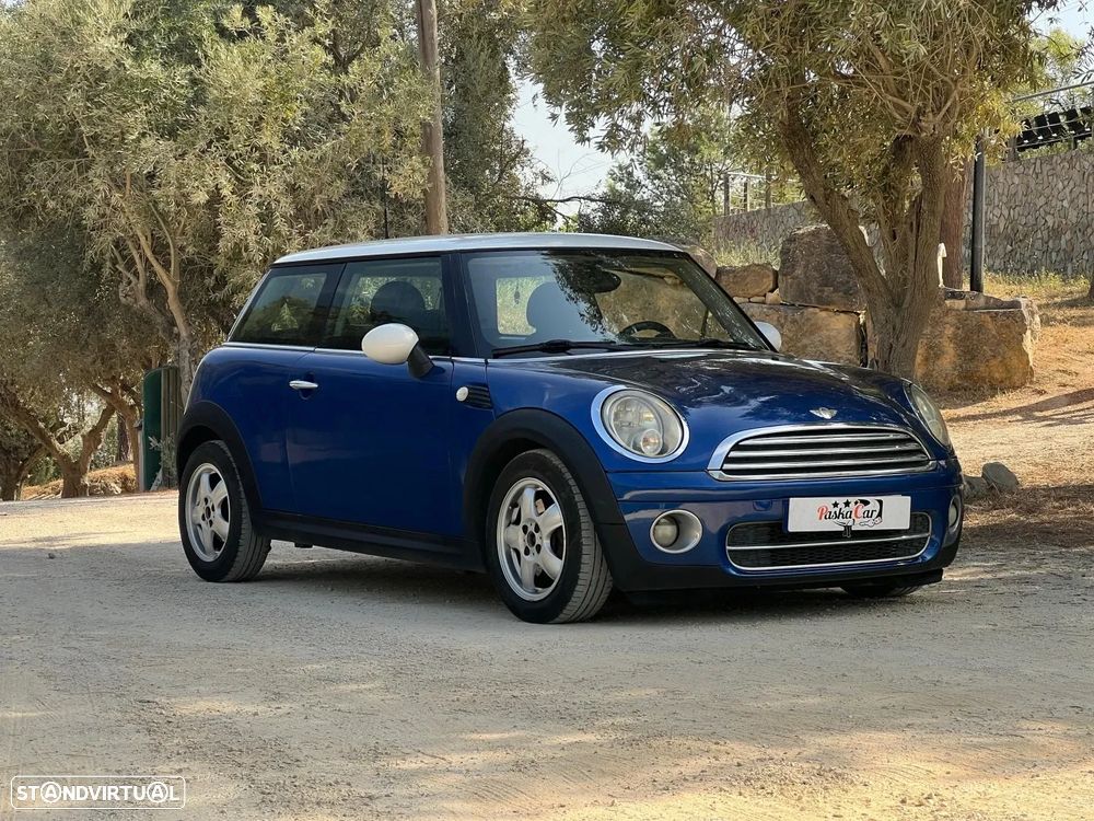 MINI 3 Portas Cooper D - 2