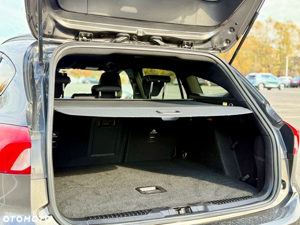 Ford Focus SW 2.0 EcoBlue ST - 14