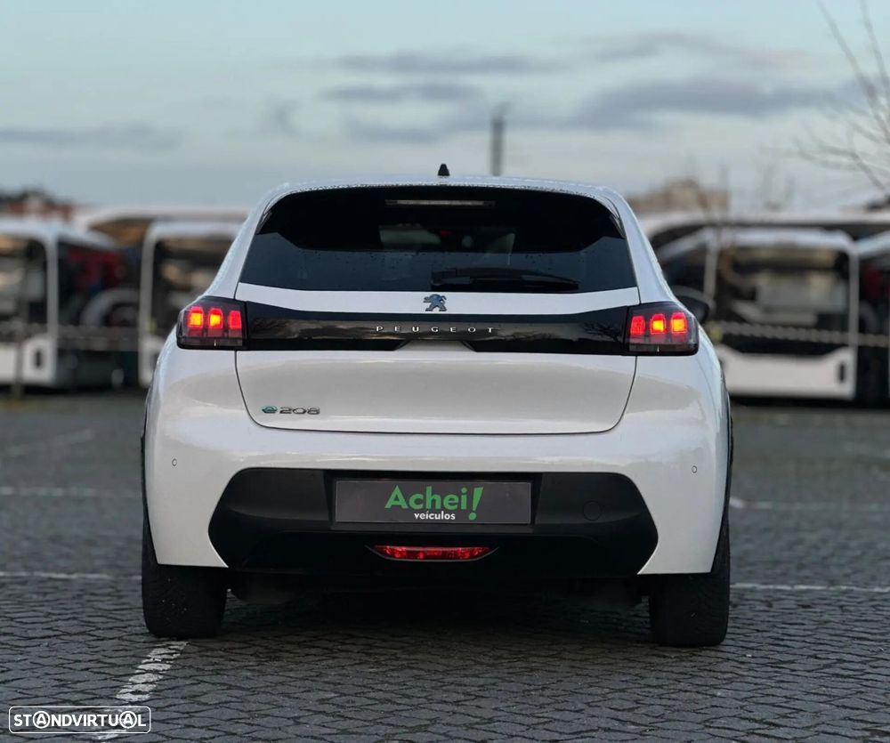 Peugeot e-208 - 6