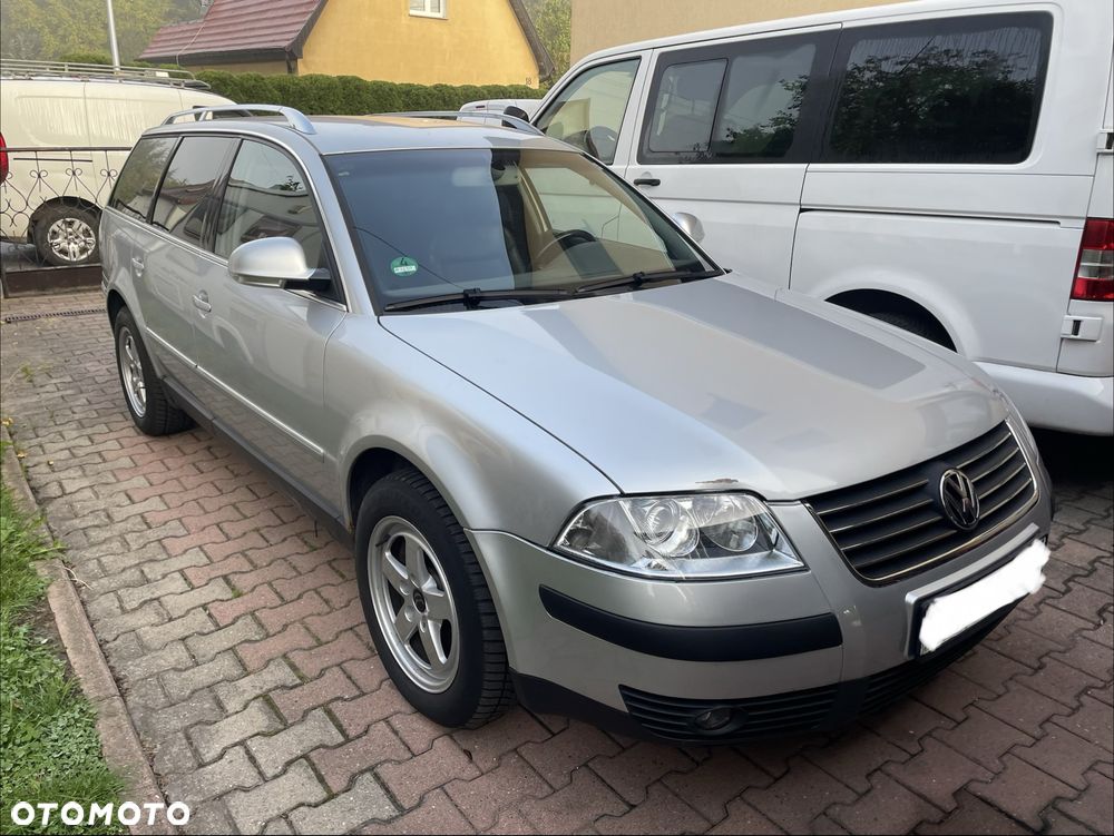 Volkswagen Passat 2003 photo 2