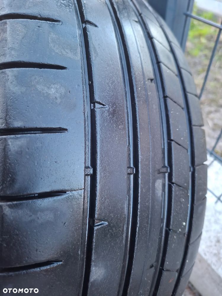 TOYOTA 235/55/18 - 4