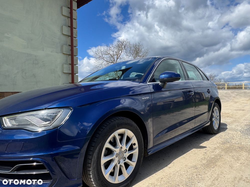 Audi A3 Sportback 1.4 TFSI e-tron Ambiente - 9