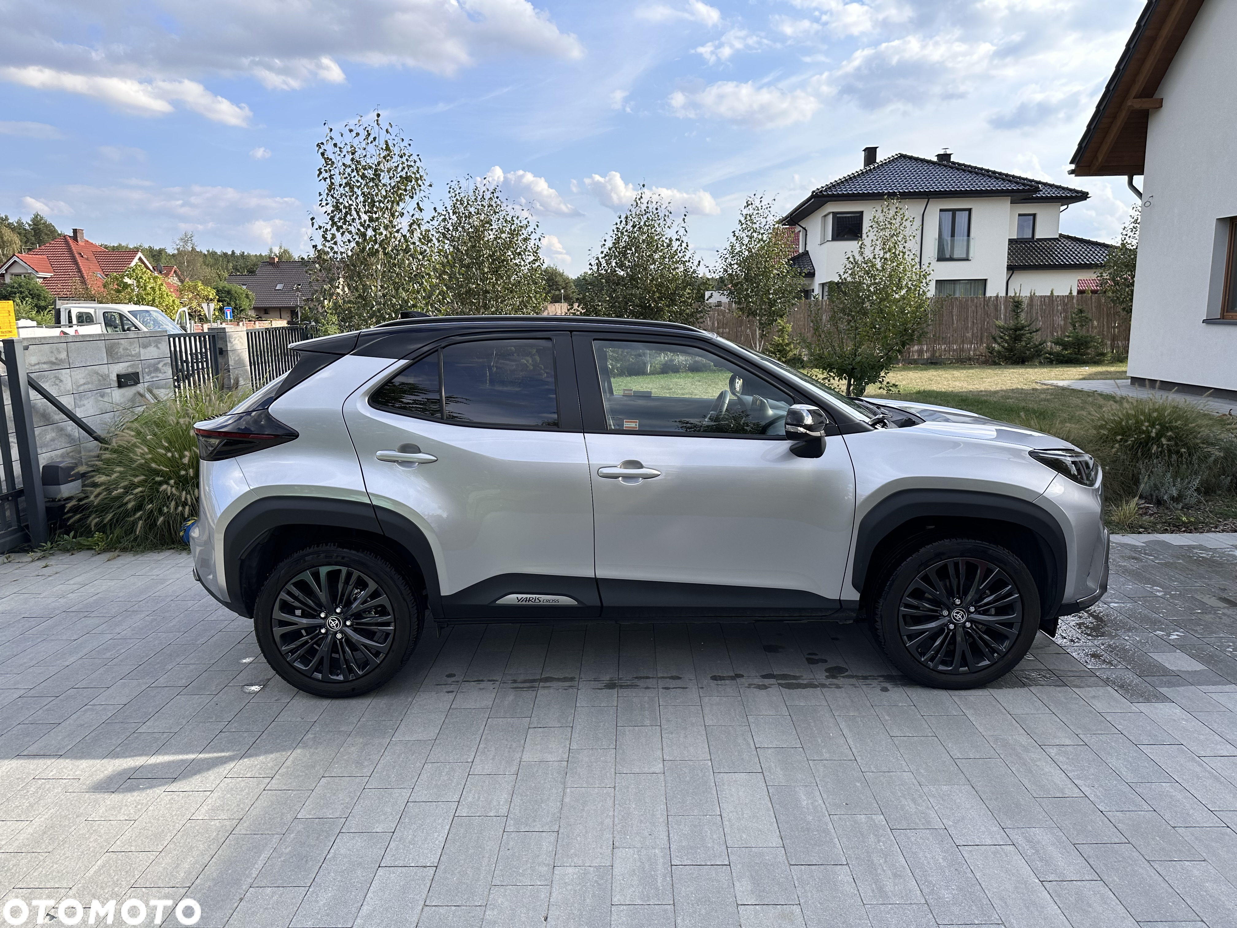 Toyota Yaris Cross Hybrid 1.5 Adventure - 2