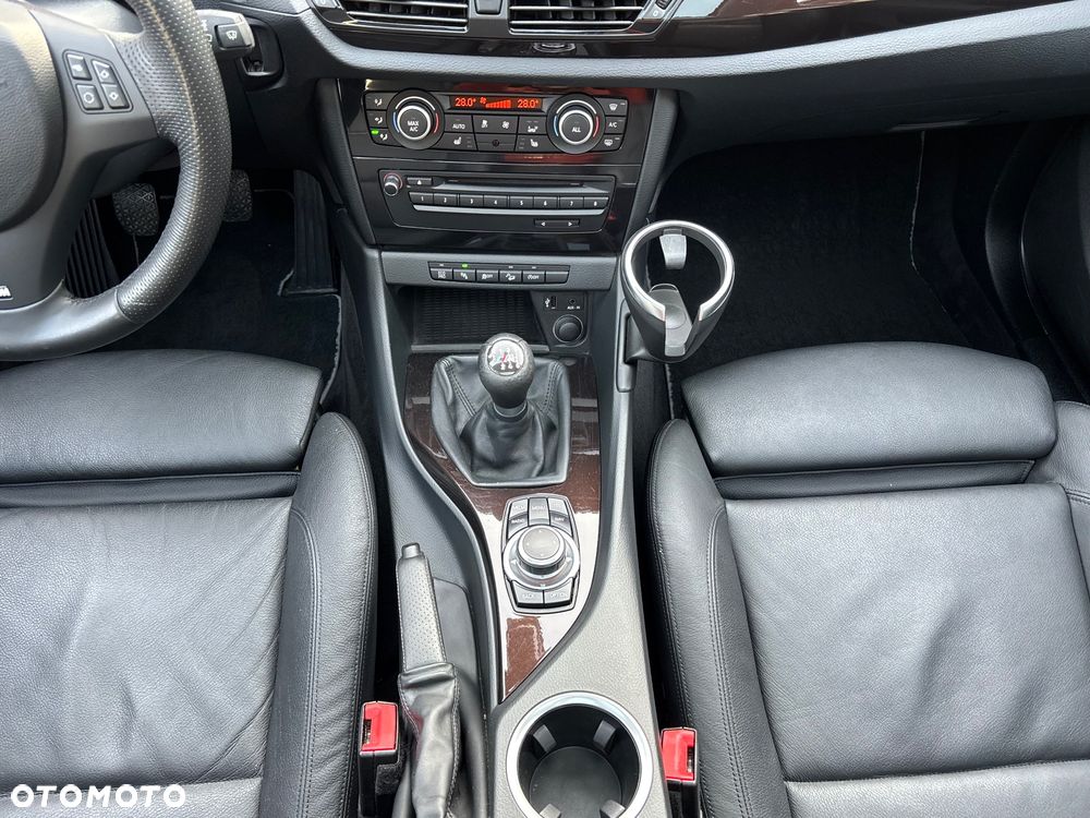 BMW X1 xDrive20d xLine - 30