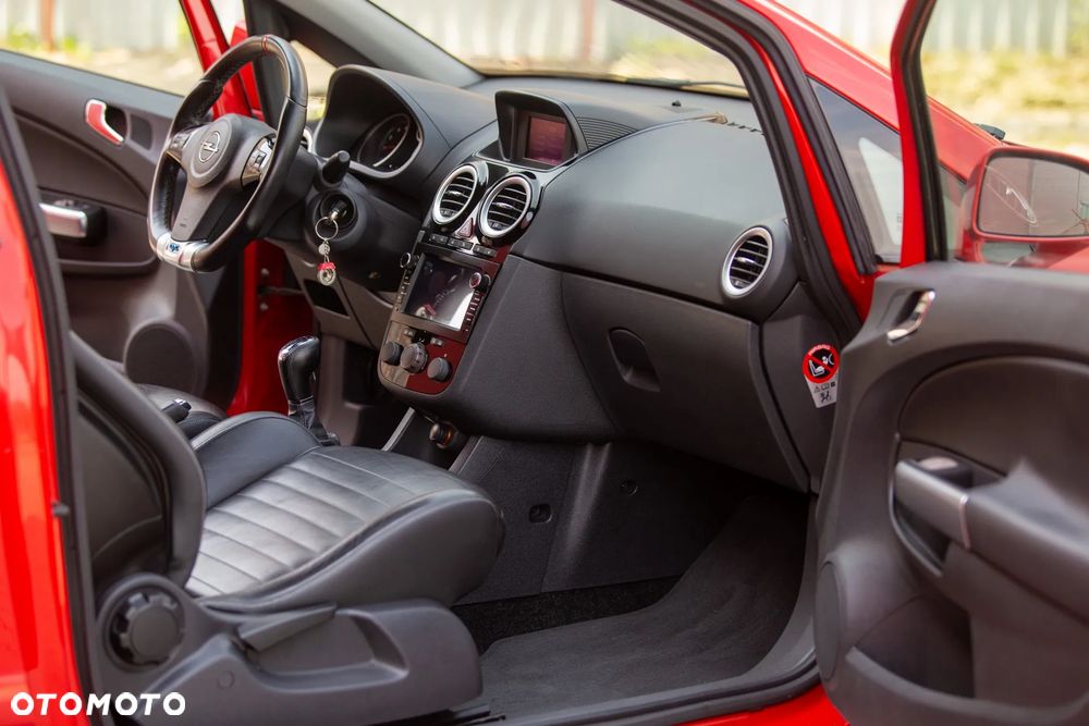 Opel Corsa 1.6T OPC - 9