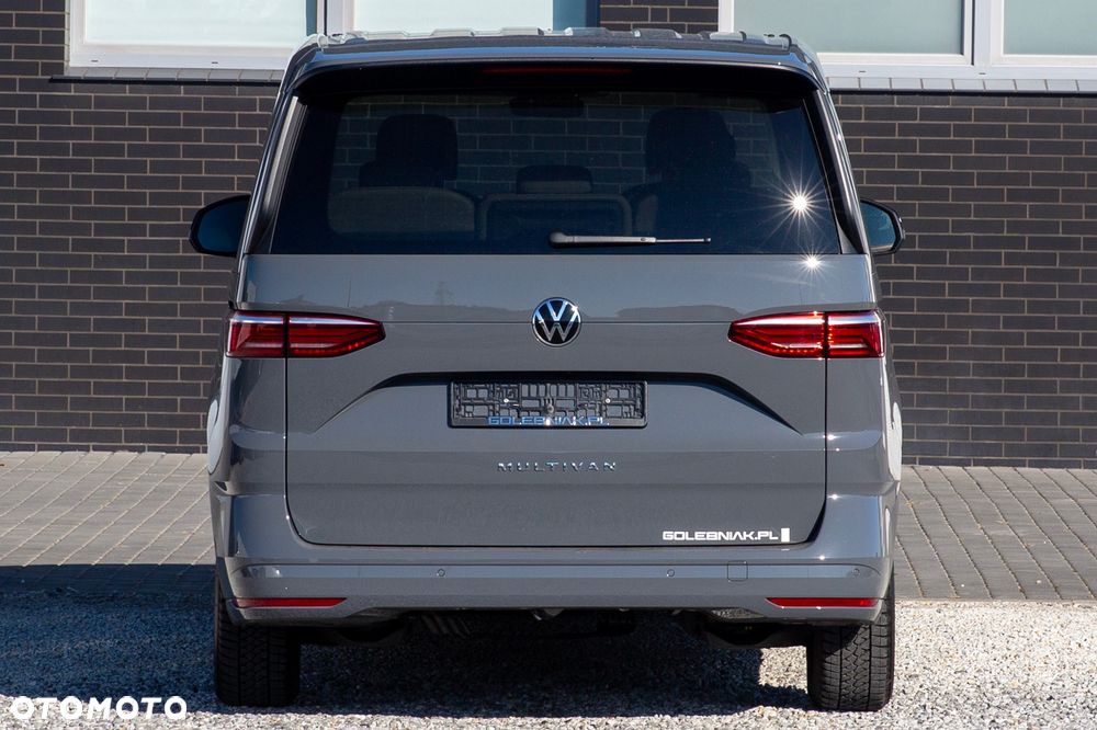 Volkswagen Multivan - 7