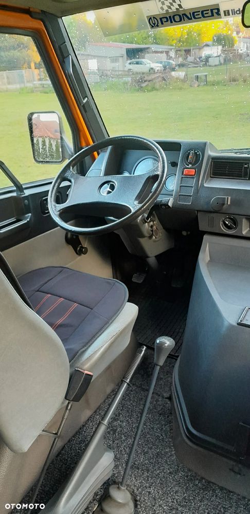 Mercedes-Benz MB 80 - 25