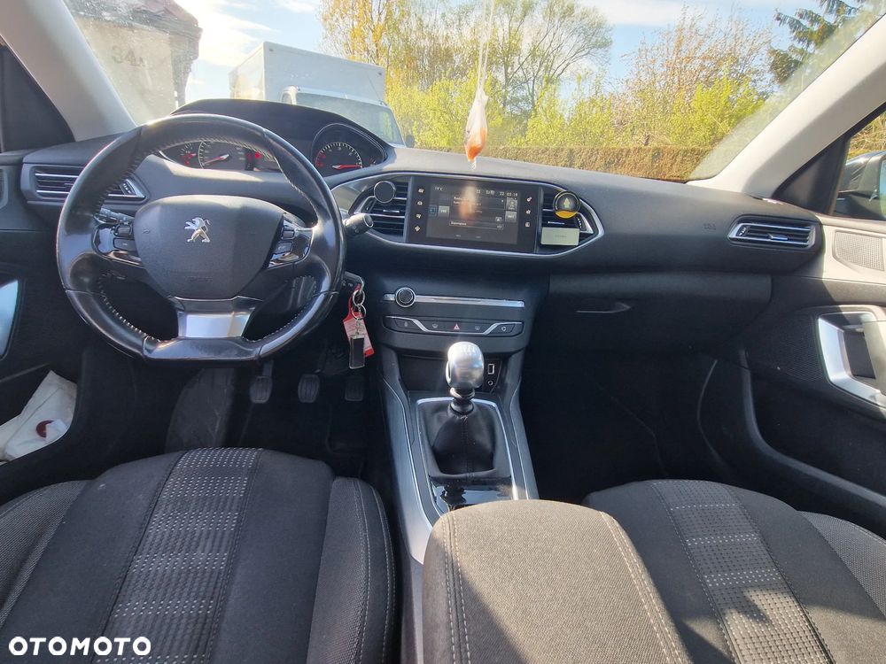 Peugeot 308 BlueHDi 120 Stop & Start Niveau 2 Business-Line - 6