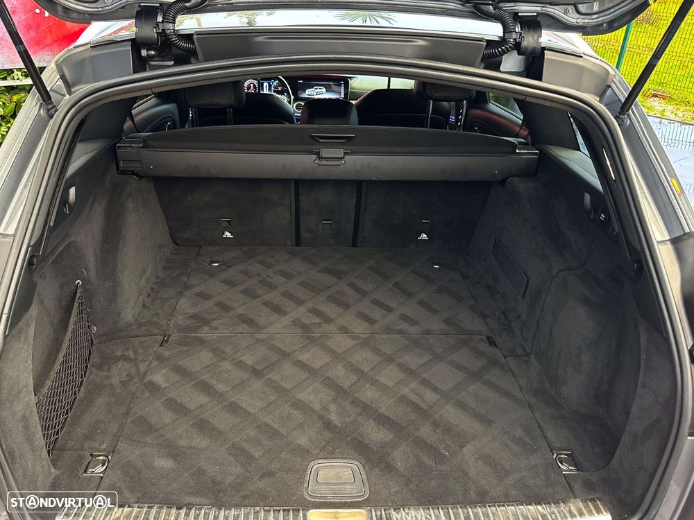 Mercedes-Benz E 220 d AMG Line - 13