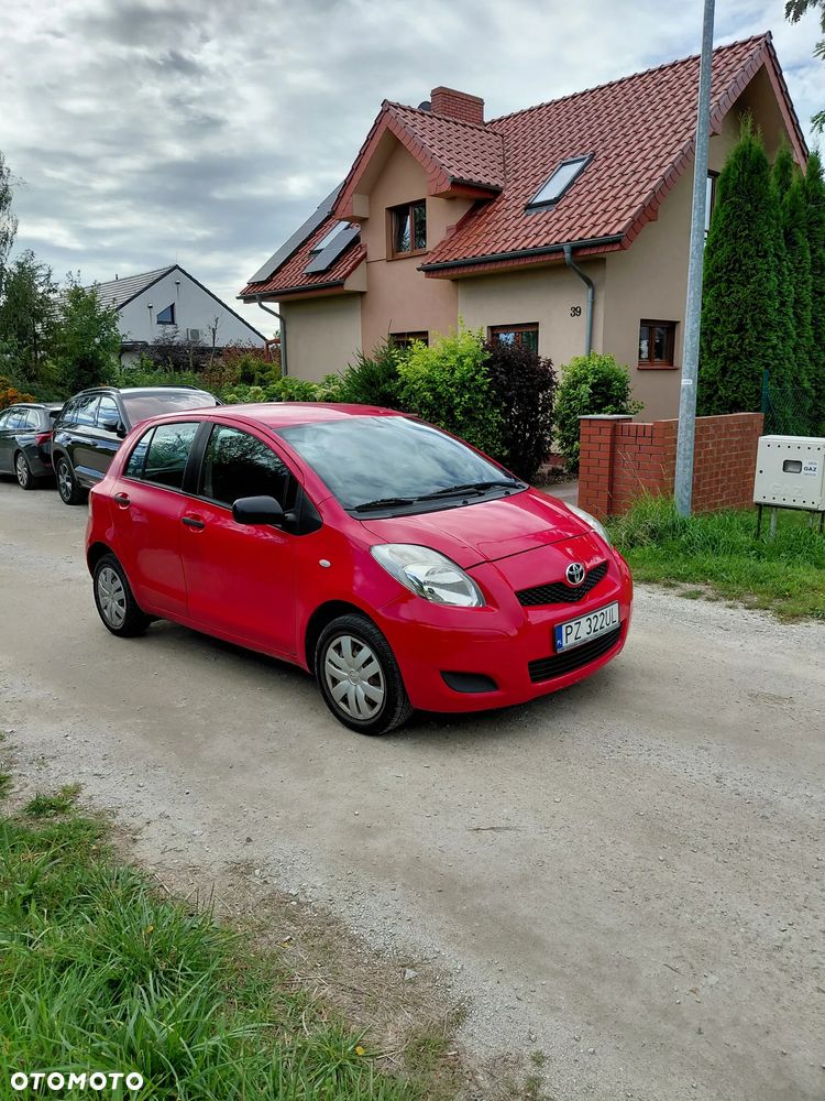 Toyota Yaris - 7