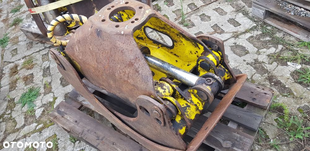 Chwytak do drewna Cranab Loglift Epsilon 2016r - 1