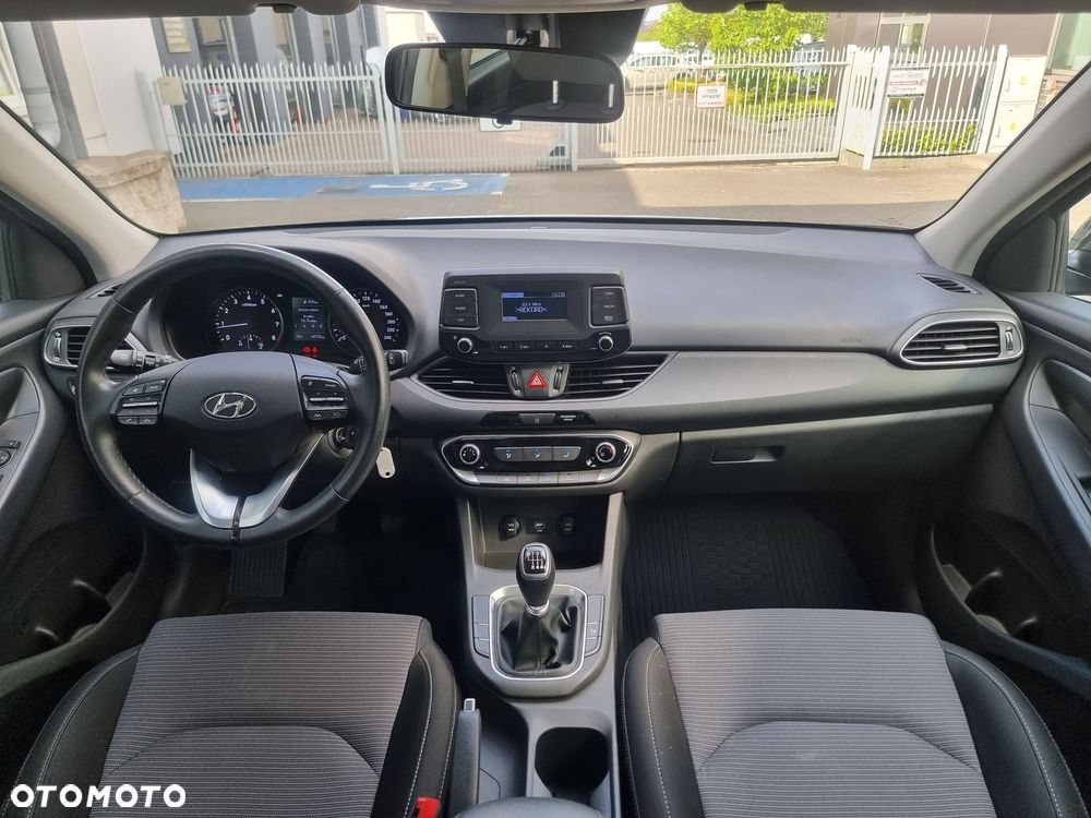 Hyundai i30 1.5 DPI Modern - 21