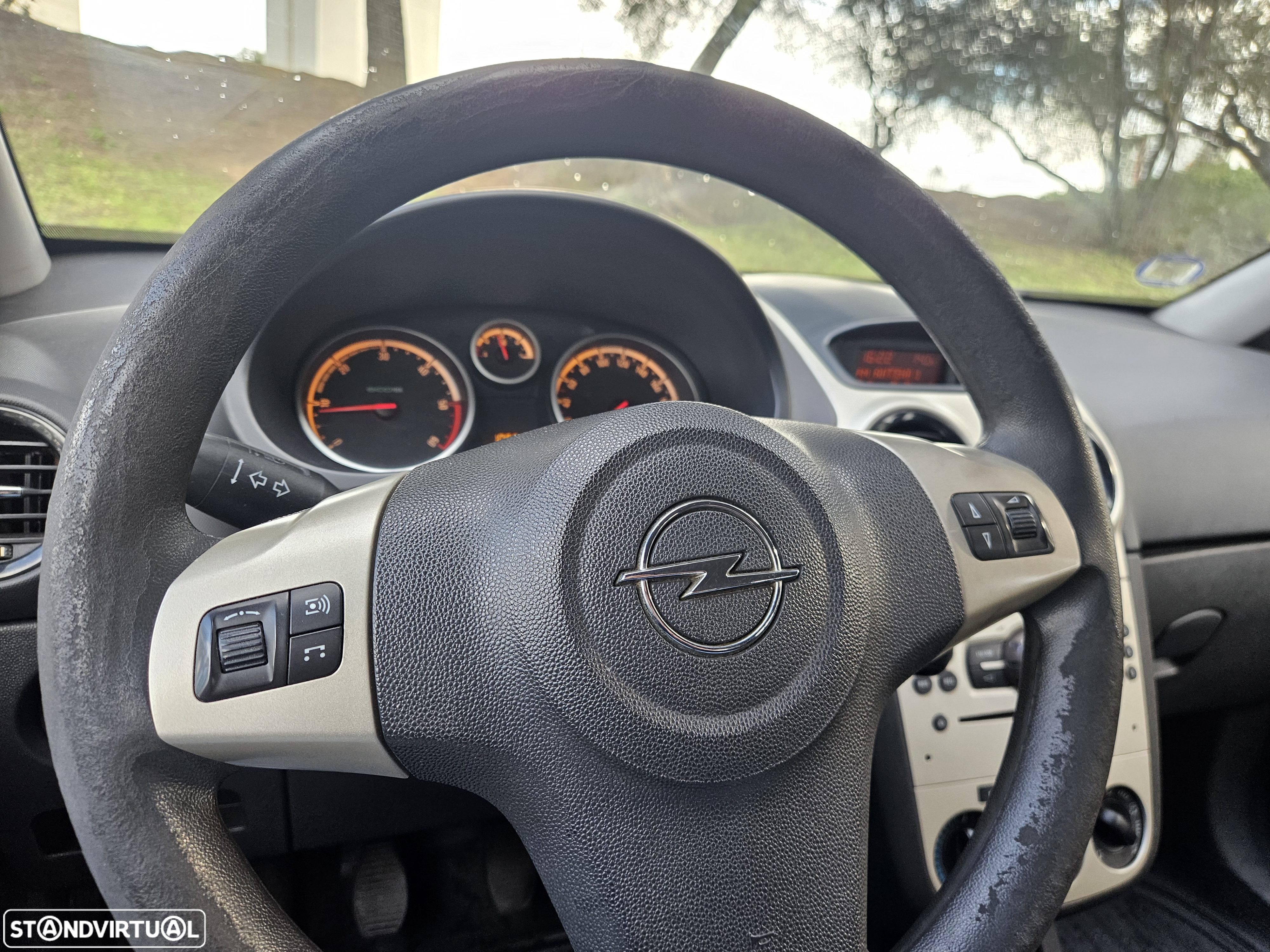 Opel Corsa 1.3 CDTi Enjoy EcoFLEX - 13