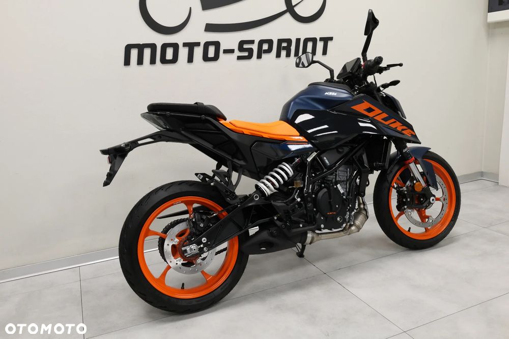 KTM Duke 125 - 5