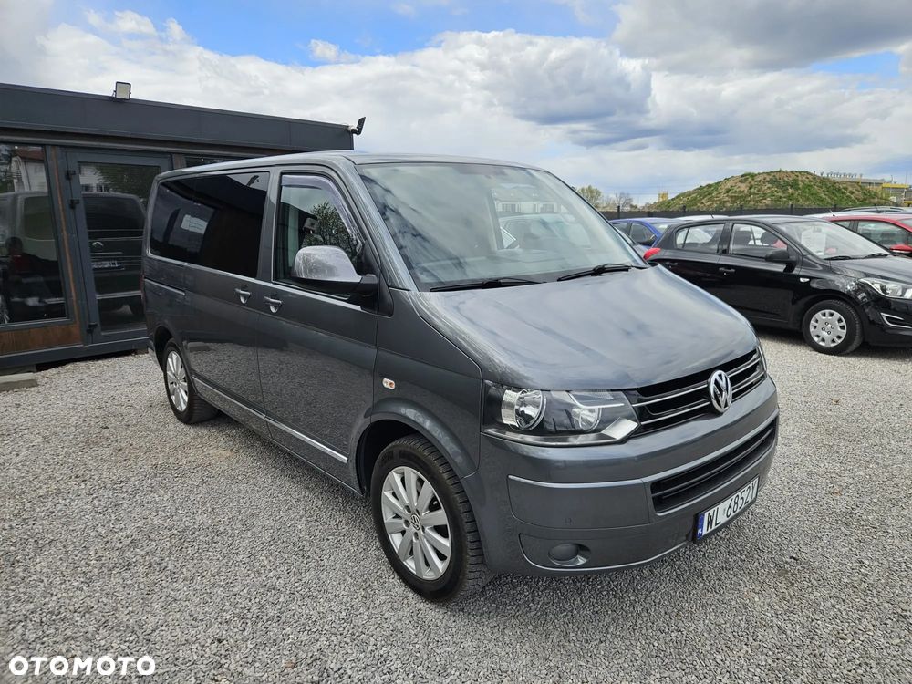 Volkswagen Multivan - 9