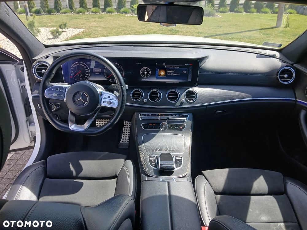 Mercedes-Benz Klasa E 220 d 4-Matic 9G-TRONIC - 8