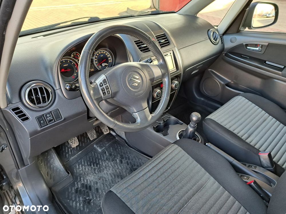Suzuki SX4 - 14