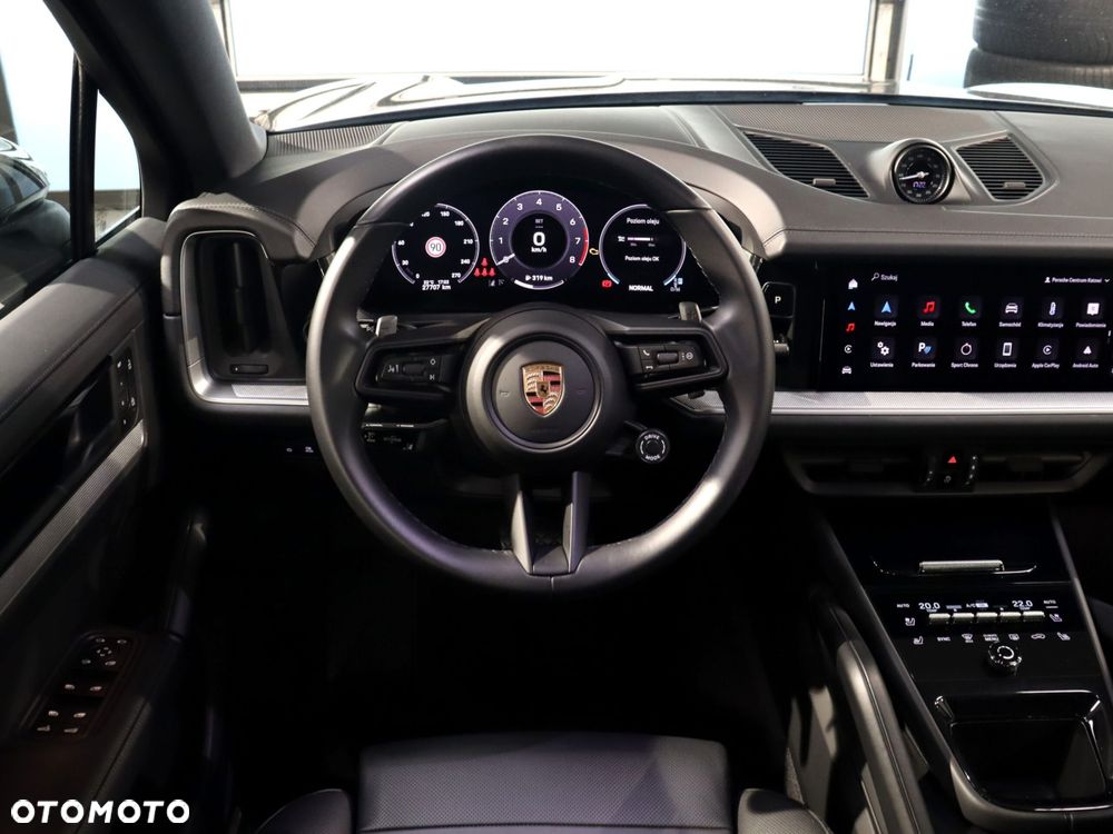 Porsche Cayenne Standard - 20