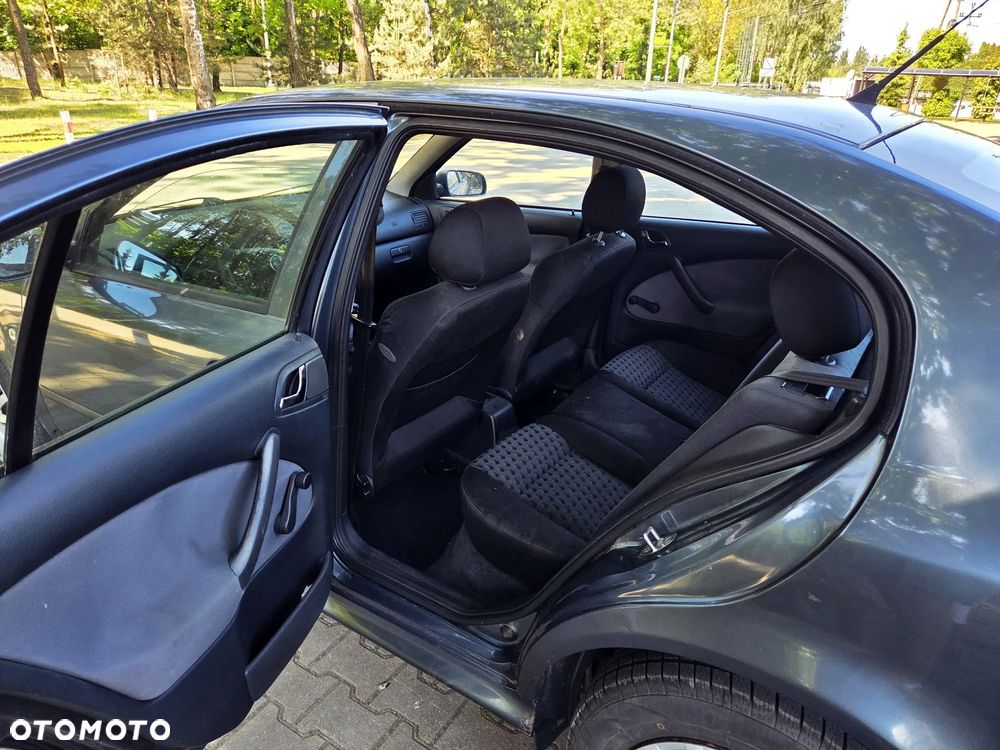 Skoda Octavia 1.9 TDI Tour - 10