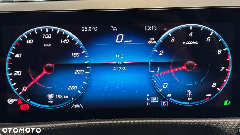 Mercedes-Benz CLA 180 Progressive 7G-DCT - 16