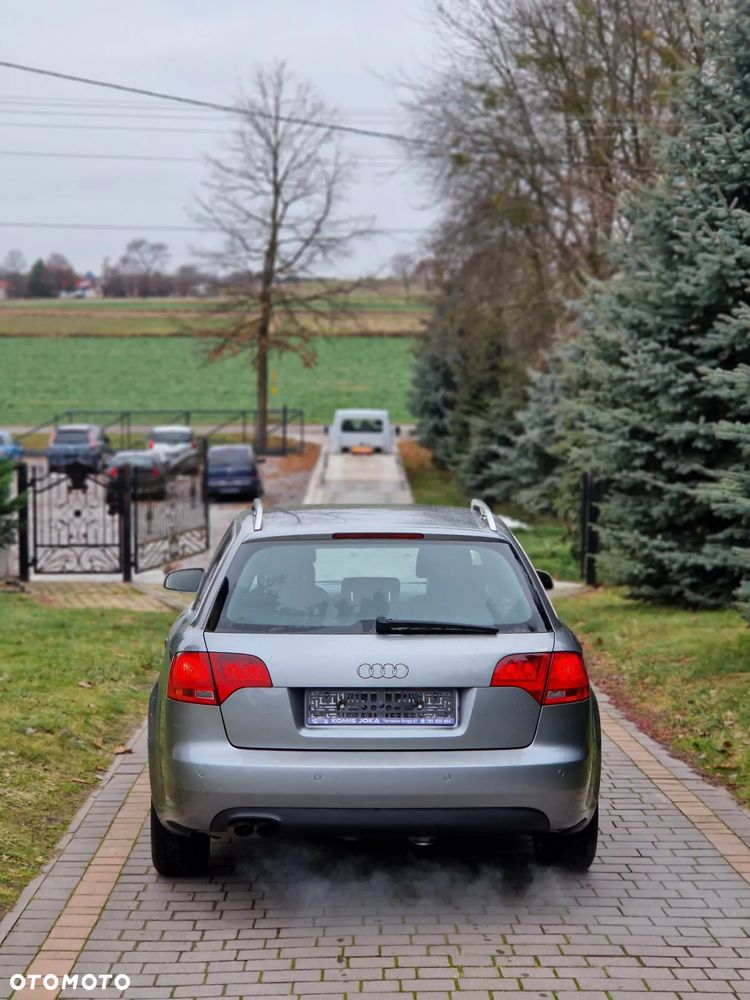 Audi A4 Avant 2.0 TDI DPF - 9