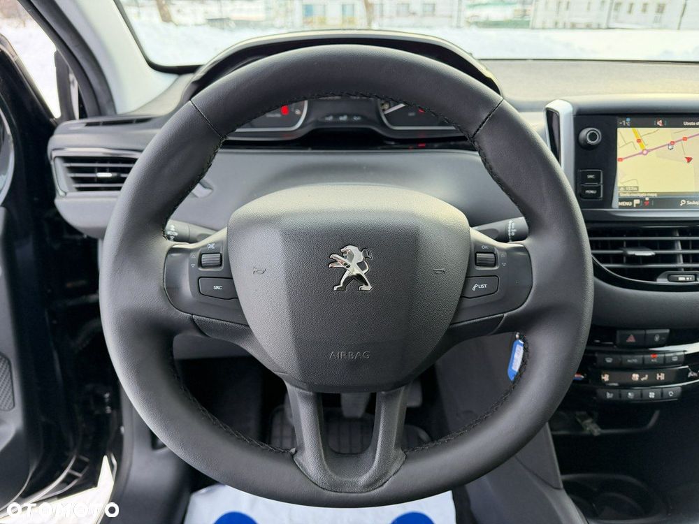 Peugeot 208 BlueHDi 100 Active - 21