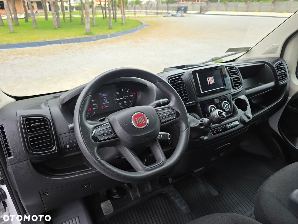 Fiat DUCATO MAXI 1435Kg Ładownoś 8-PALET 140KM SALON PL 50 Tyś Km SERWIS DO OSTANIEGO Km STAN JAK NOWY TEMPOMAT KLIMA RADION DOTYKOWE OPONY ZIMA LATO - 33
