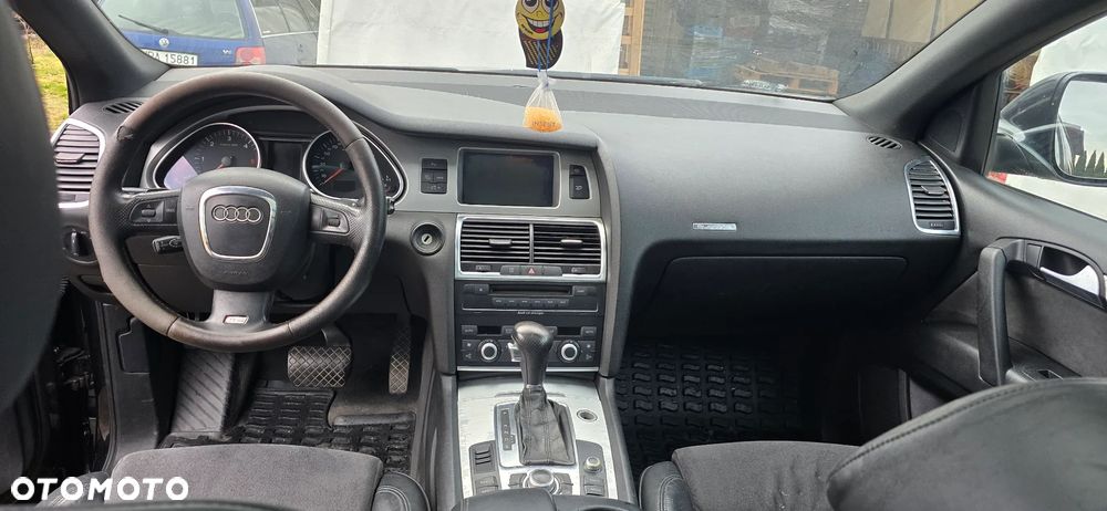 Audi Q7 3.0 TDI DPF quattro tiptronic - 34