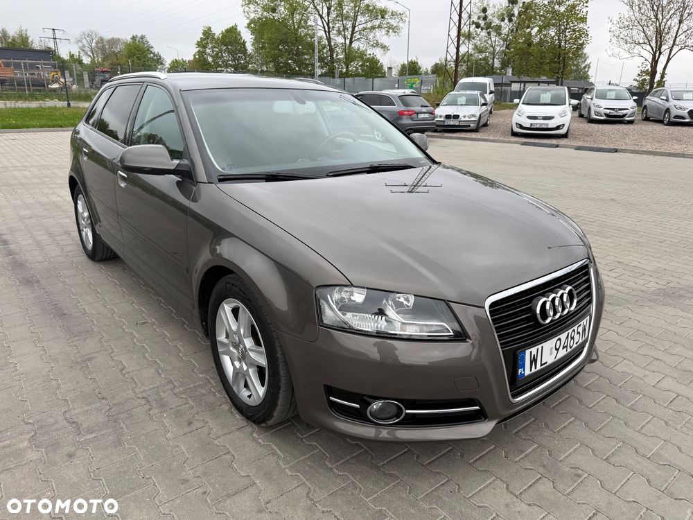 Audi A3 Sportback 1.6 TDI Attraction - 14