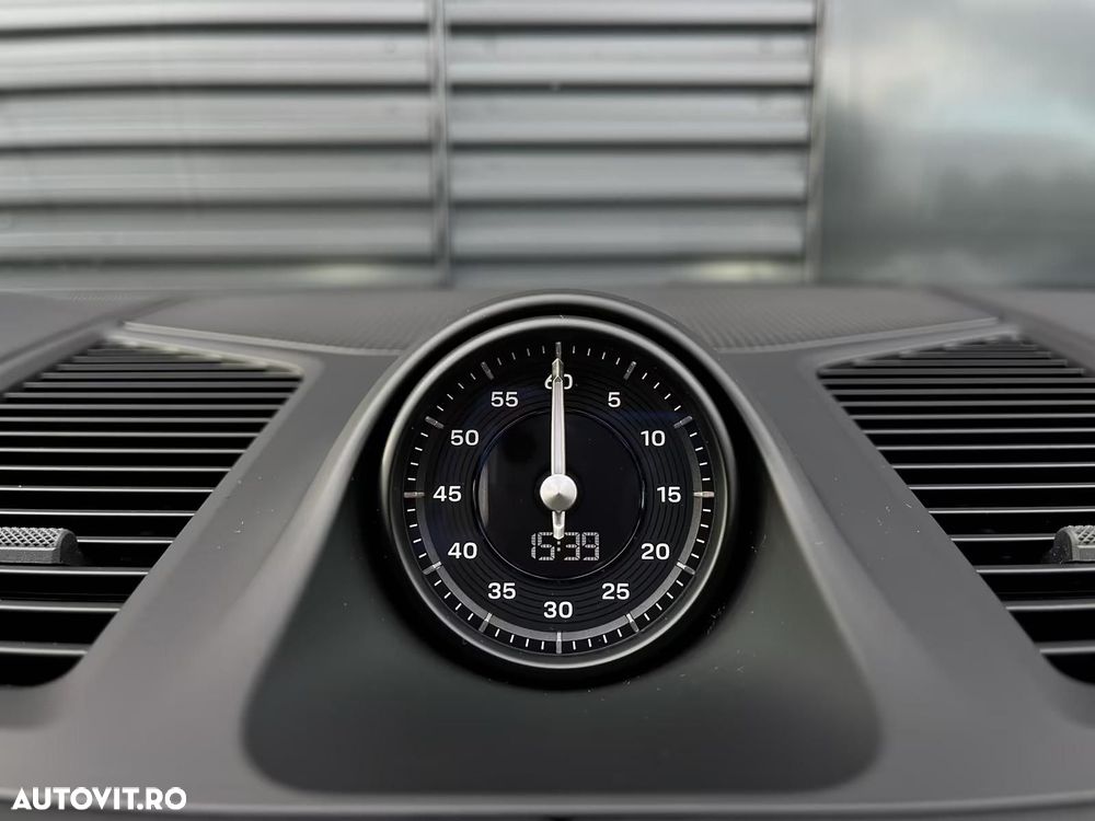 Porsche Cayenne Coupe E-Hybrid - 27