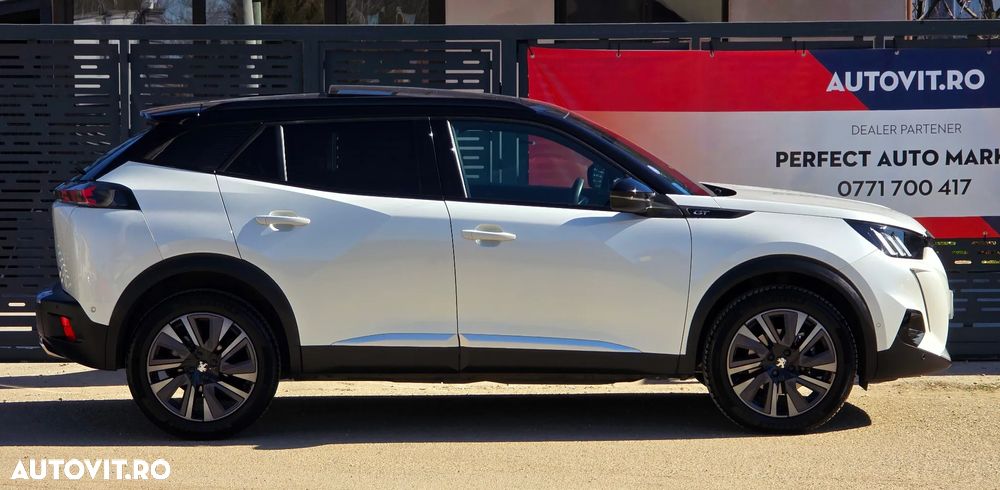 Peugeot 2008 PureTech 155 EAT8 GT - 5