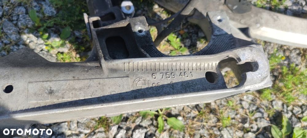 BMW E60 E61 3.0d WÓZEK SANKI KOŁYSKA SILNIKA 6759461 - 2