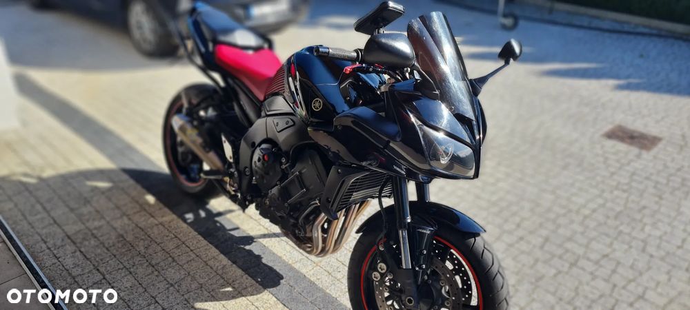 Yamaha FZ - 19