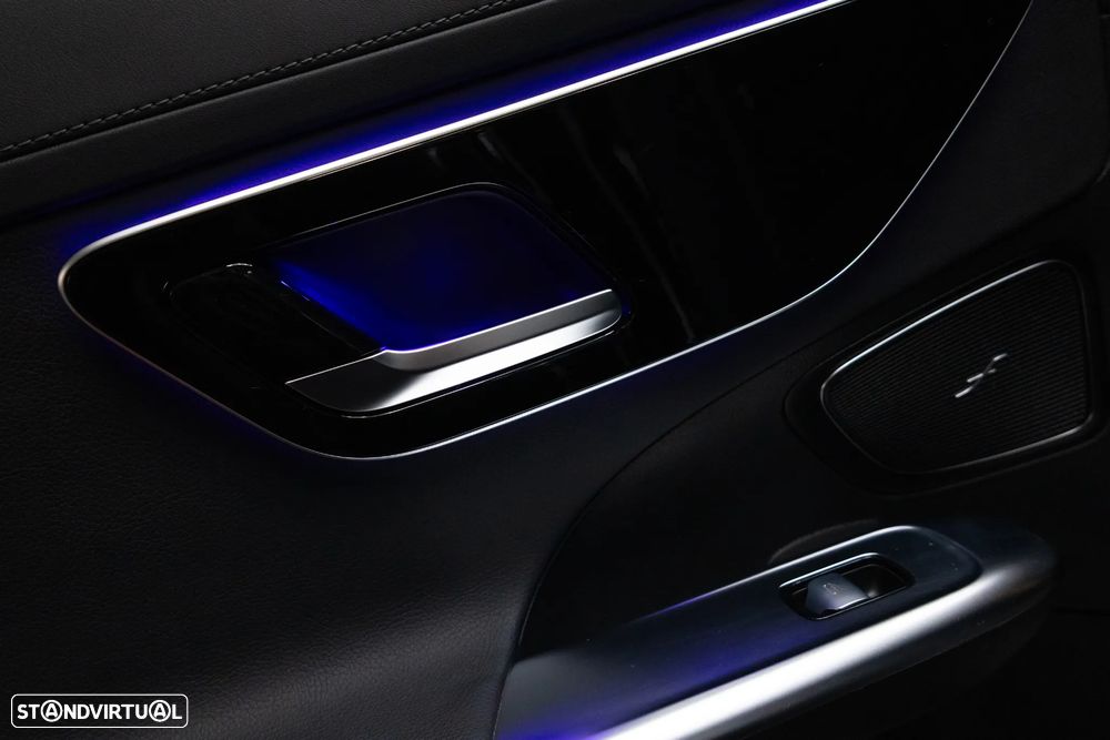 Mercedes-Benz C 300 d AMG Line - 35