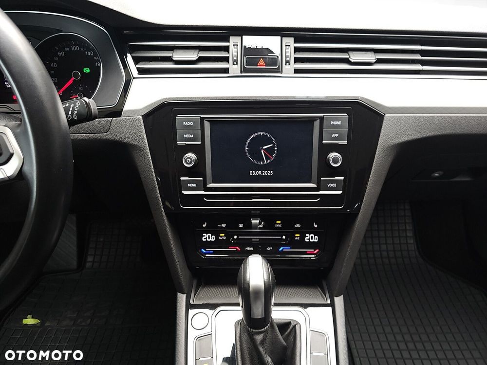 Volkswagen Passat 2.0 TDI EVO Business DSG - 14