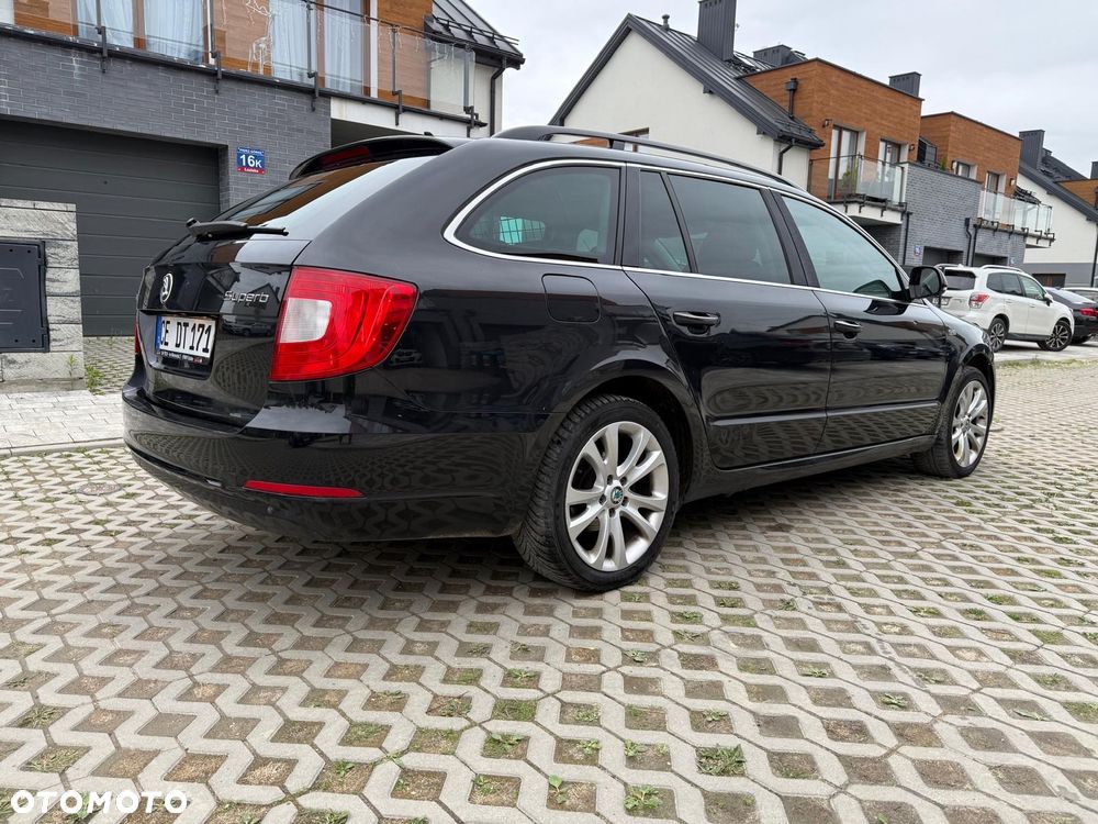 Skoda Superb 1.4 TSI Family - 9