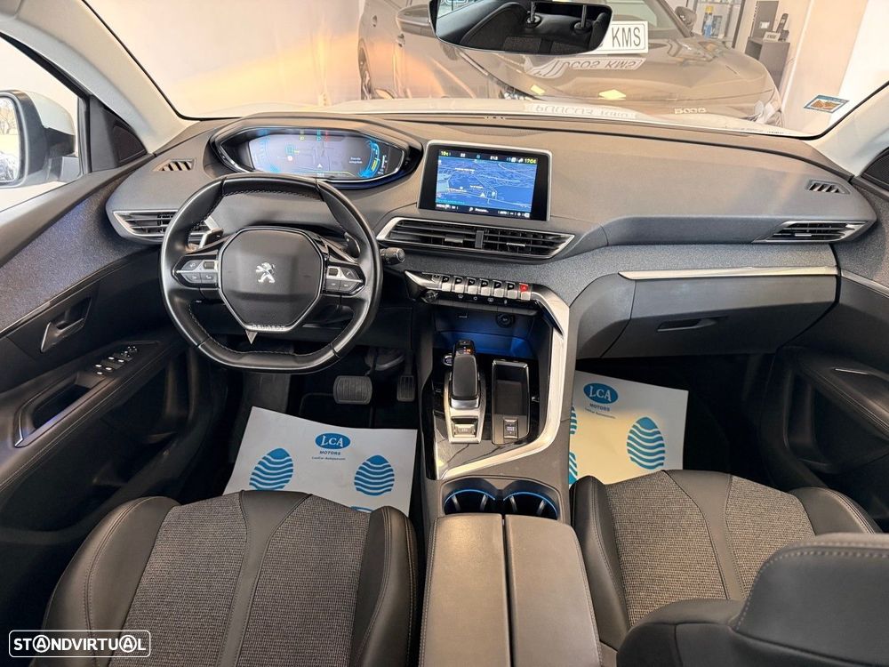 Peugeot 3008 1.6 Hybrid Allure Pack e-EAT8 - 31