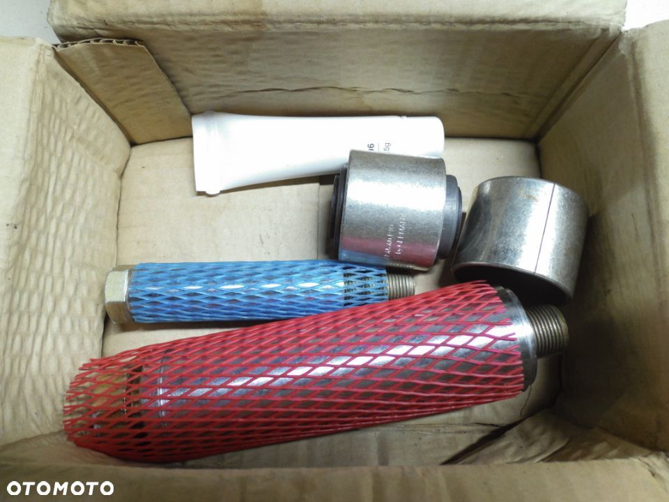 Iveco EuroCargo zestaw naprawczy zacisku 93161189 POSIADAM DWA KOMPLETY - 3