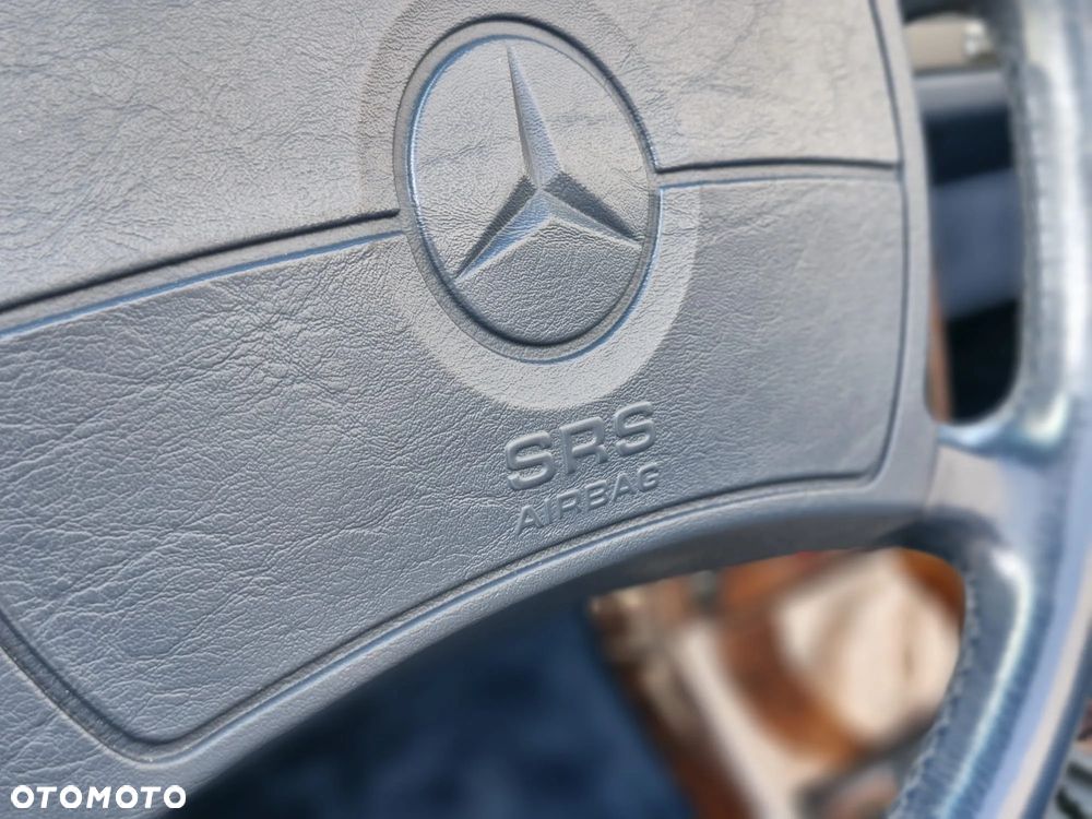 Mercedes-Benz SL - 27