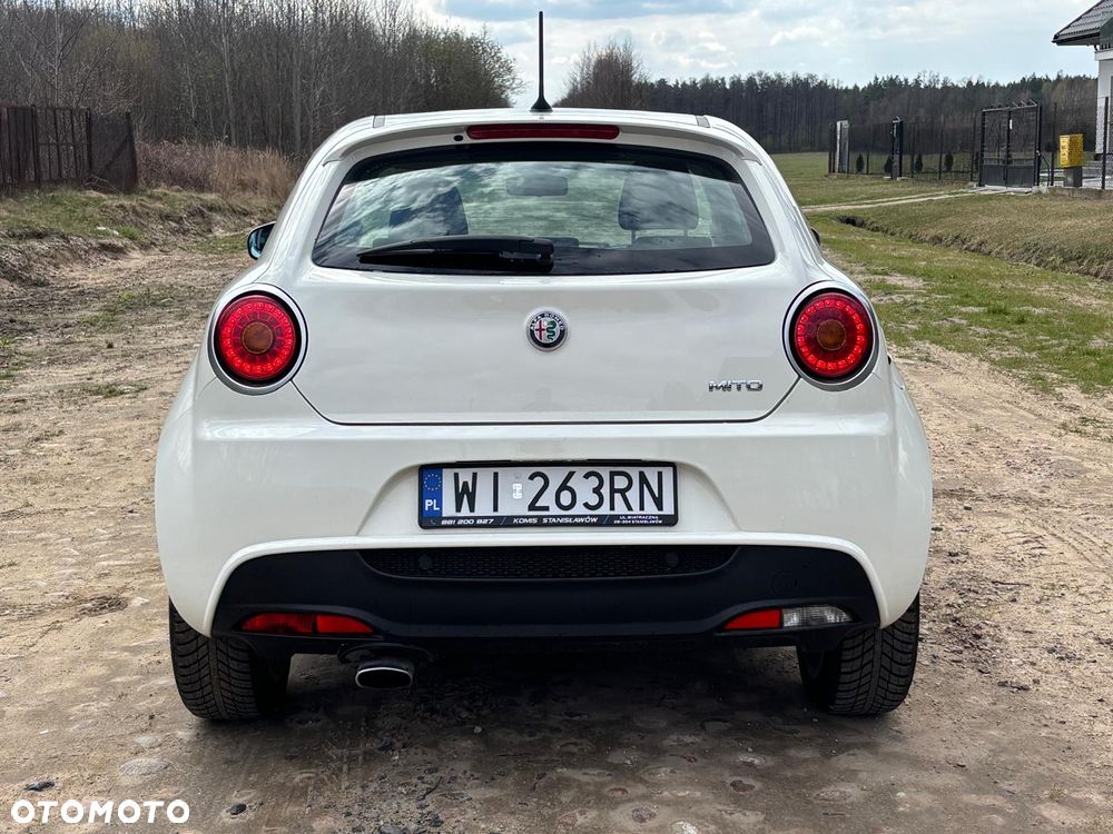 Alfa Romeo Mito 1.4 Distinctive EU6 - 16