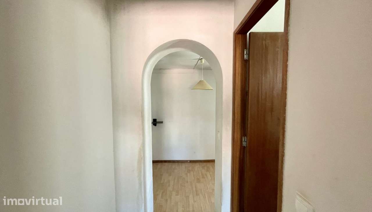 Moradia V2 para restauro, à venda em Loulé, Algarve - Grande imagem: 4/16