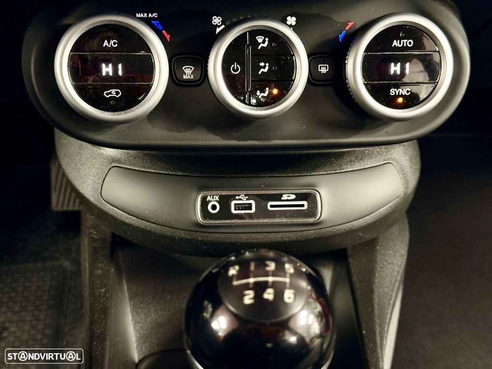 Fiat 500X 1.4 MA Lounge J18 S&S - 28