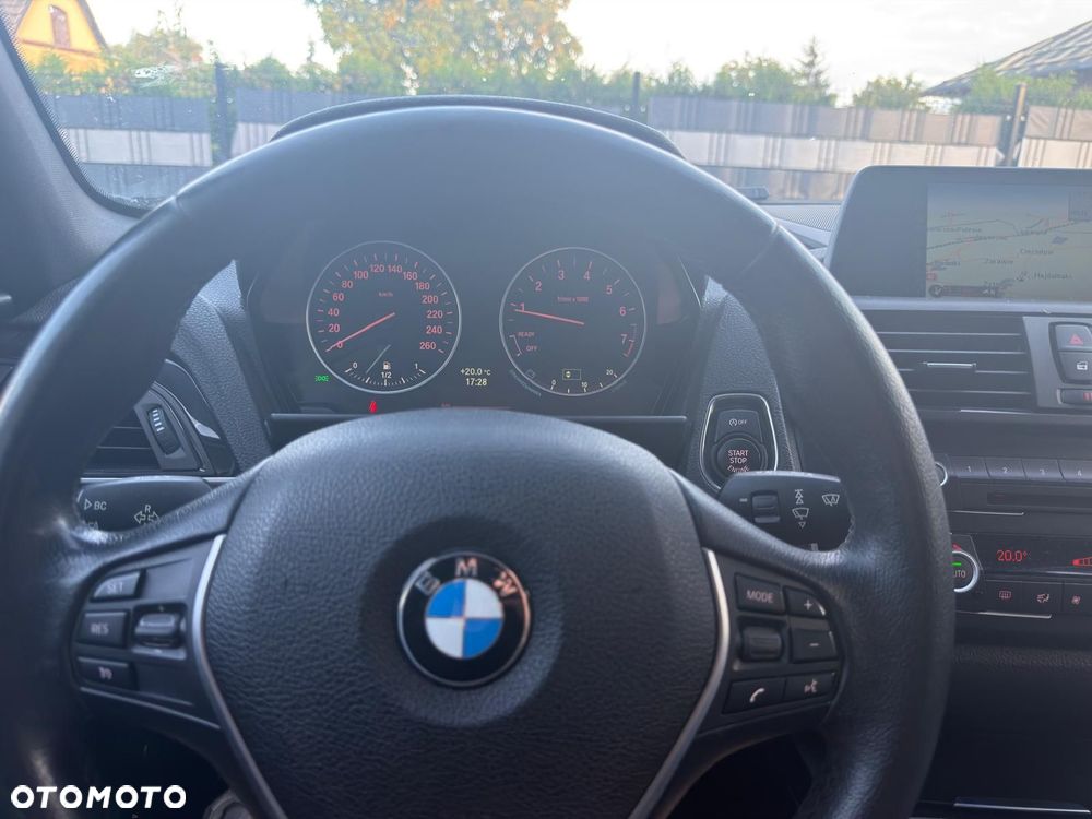 BMW Seria 1 118i Urban Line - 9