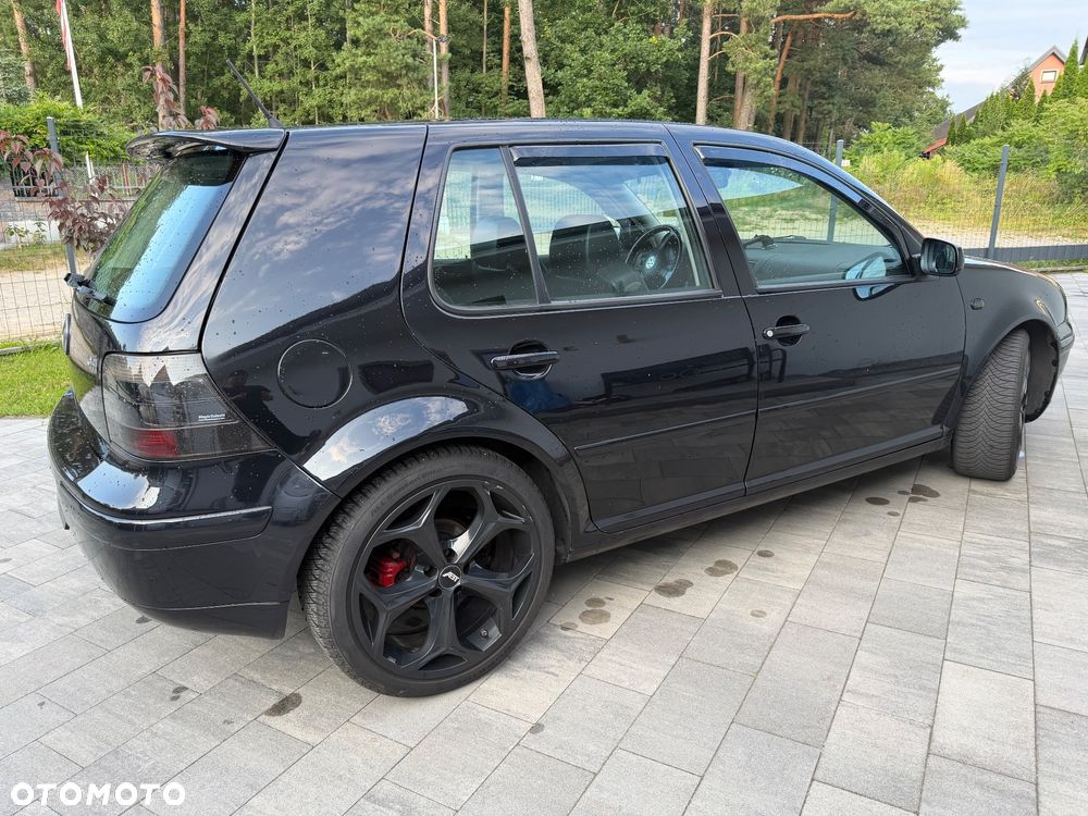 Volkswagen Golf 1.8 20V Turbo GTI - 3
