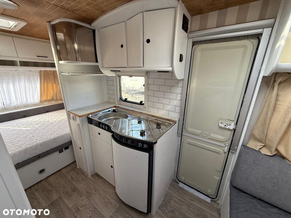 Dethleffs NEW LINE 460 DB/T - 11